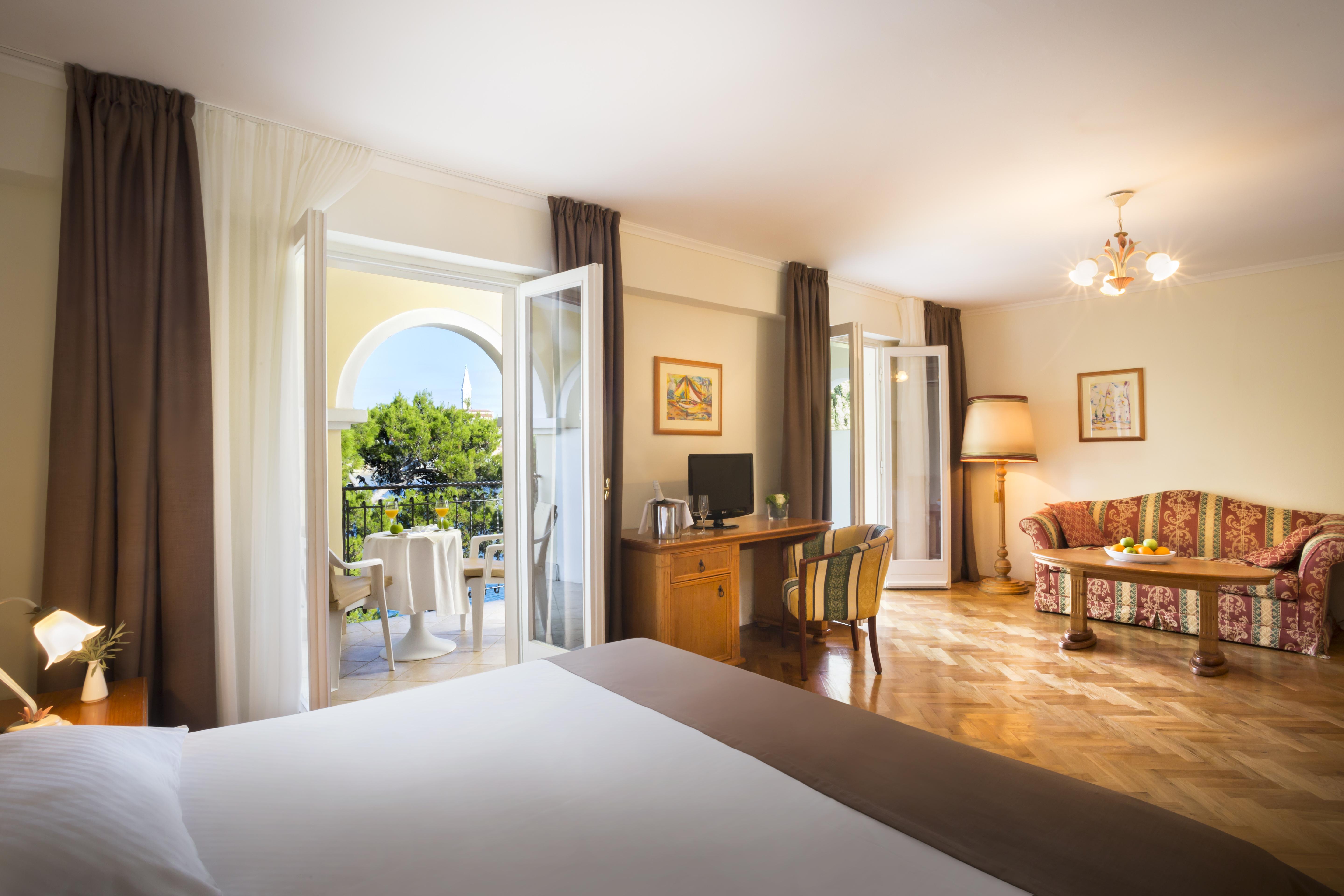 Maistra Select Island Hotel Katarina Ρόβινι Εξωτερικό φωτογραφία