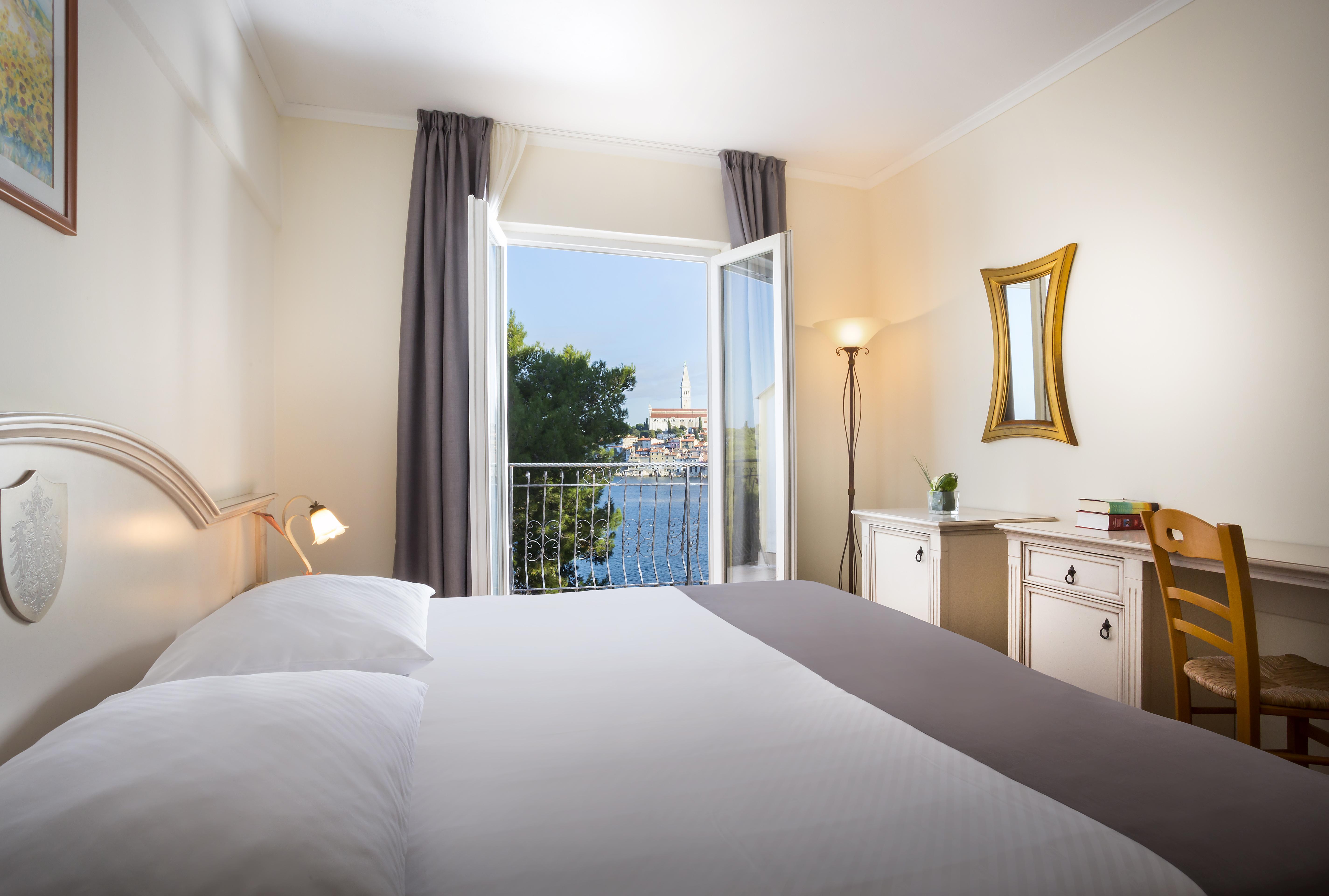Maistra Select Island Hotel Katarina Ρόβινι Εξωτερικό φωτογραφία