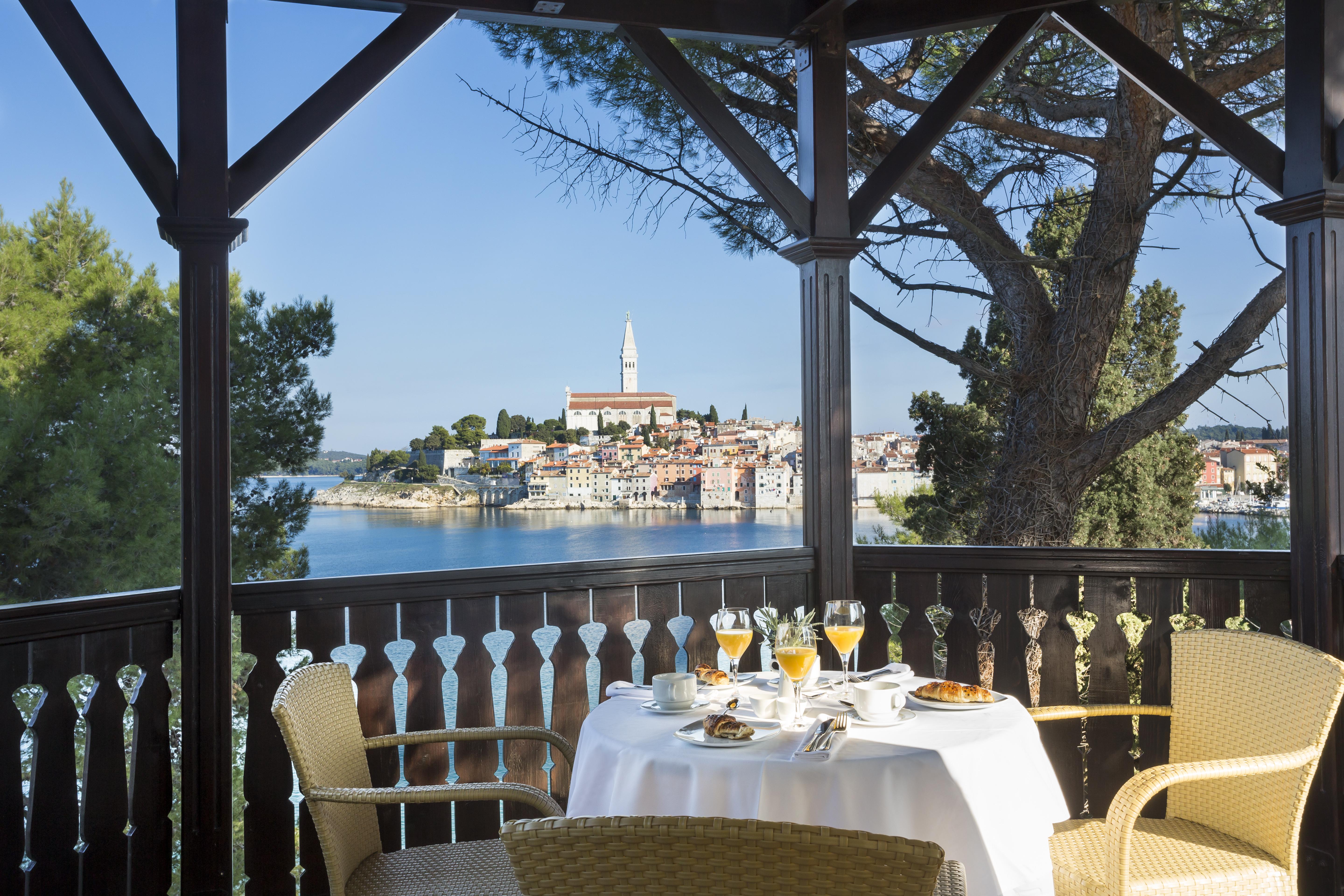 Maistra Select Island Hotel Katarina Ρόβινι Εξωτερικό φωτογραφία